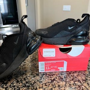 Nike Air Max 270-kids size 11